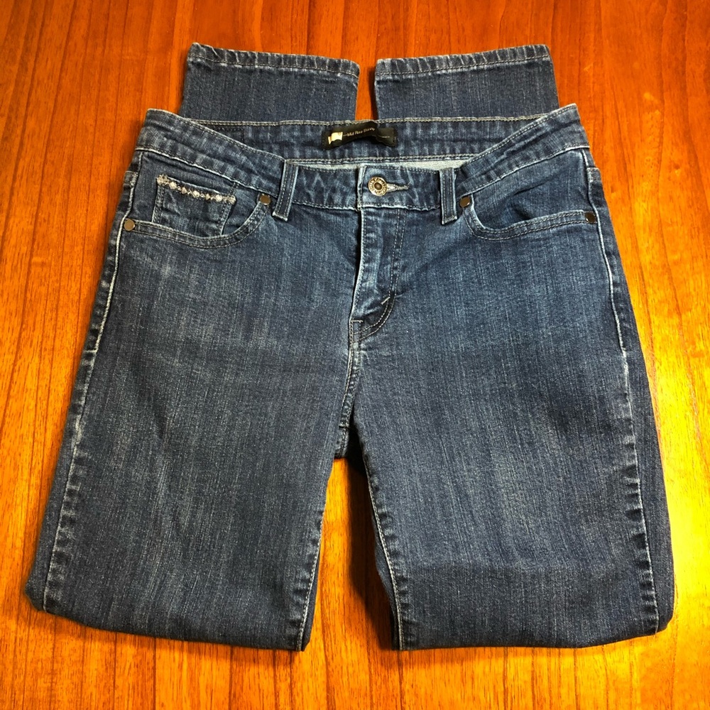 Levi’s mid rise skinny jeans